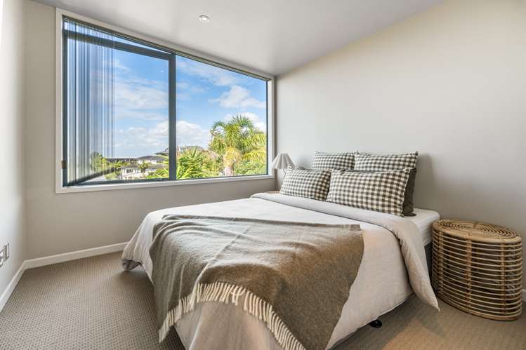 18a Eastcliffe Road Castor Bay_15