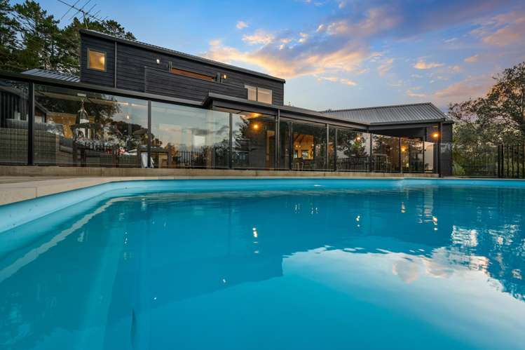 7 Attwood Road Paremoremo_25