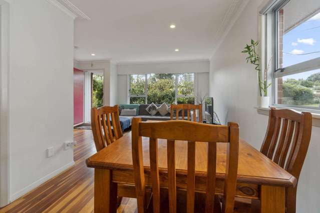 2/256a Blockhouse Bay Road Avondale_4