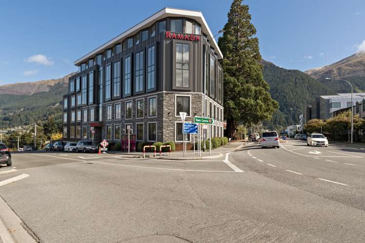 Unit 112 Ramada Queenstown Central_0