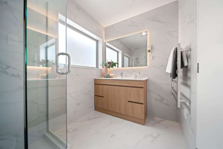 1b Clematis Avenue Murrays Bay_8