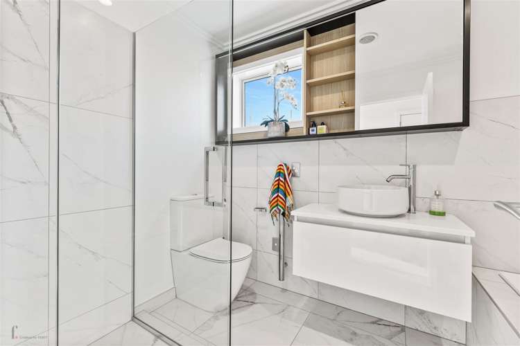 13 Frances Bryers Road Hobsonville_18