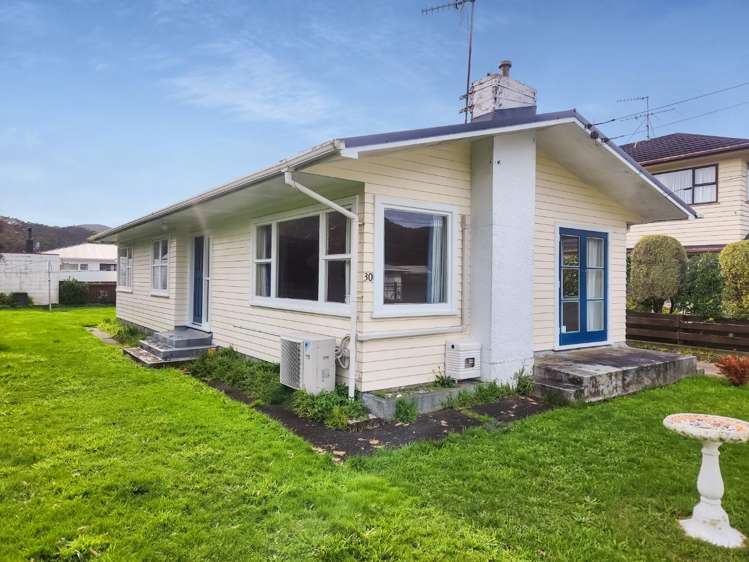 30 Karamu Crescent Wainuiomata_12