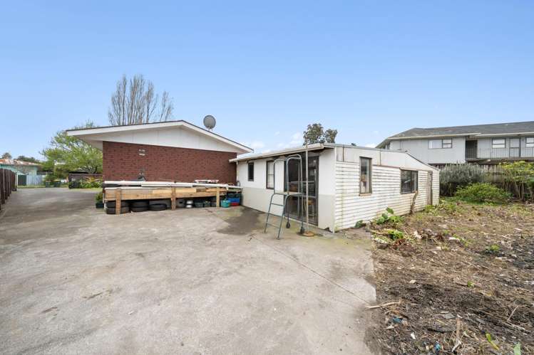 15 Kambalda Street Mangere Bridge_13