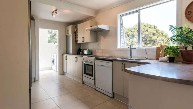 14 Hekerua Road Oneroa_4