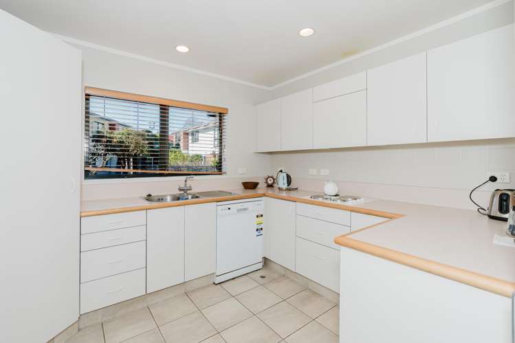 57 Grosvenor Gardens Flagstaff_6