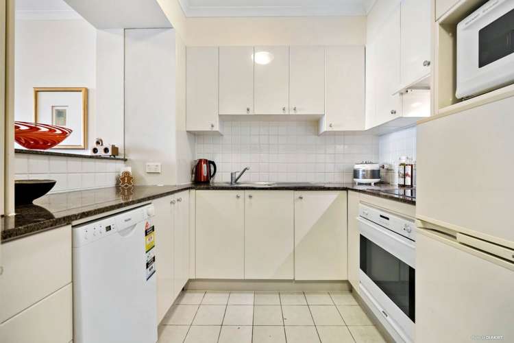 2305/8 Albert Street Auckland Central_6