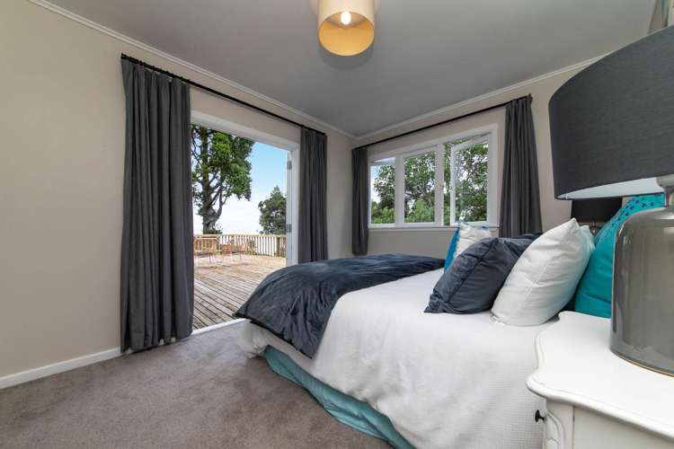 65 Takahe Road Titirangi_9