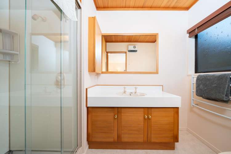 34 Burbank Crescent Churton Park_16