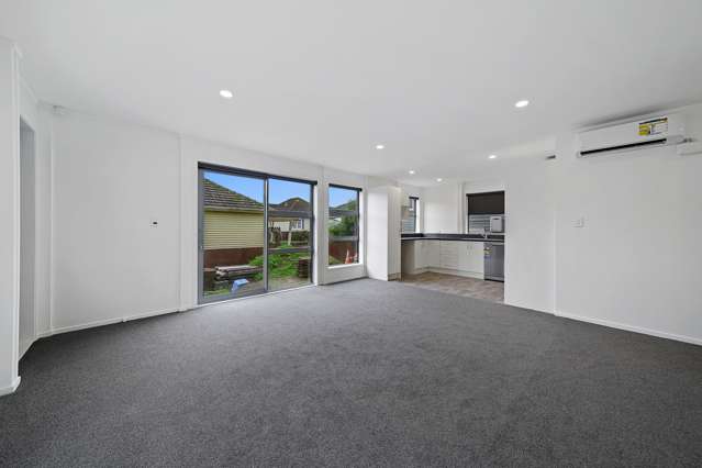 15b Wellington Road Wainuiomata_1