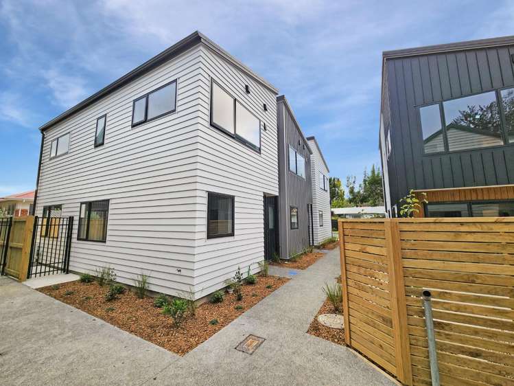 C/42 Marion Street_0