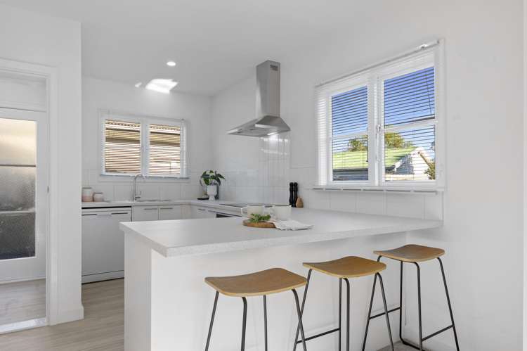 5 Croziers Road Saint Albans_4