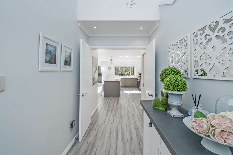 8 Excalibur Place Burwood_10