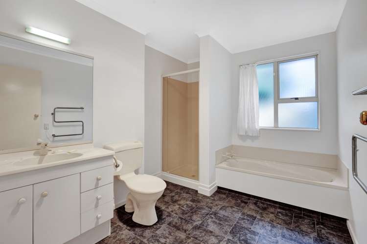 1 Manse Street Hawera_9