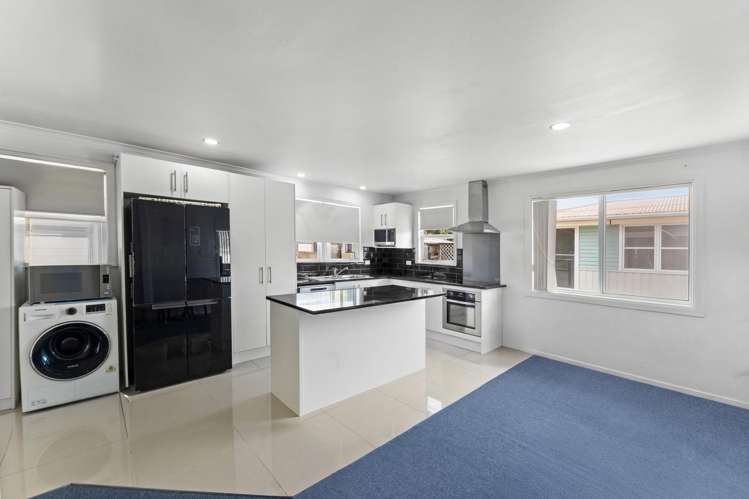 43 President Avenue Papakura_6