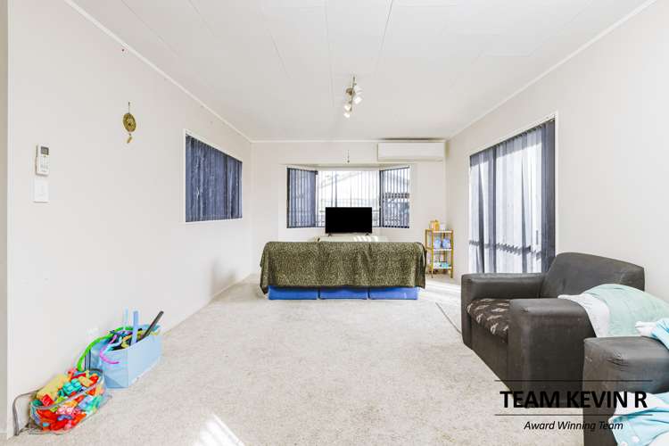 8A Anglers Way Wattle Downs_7