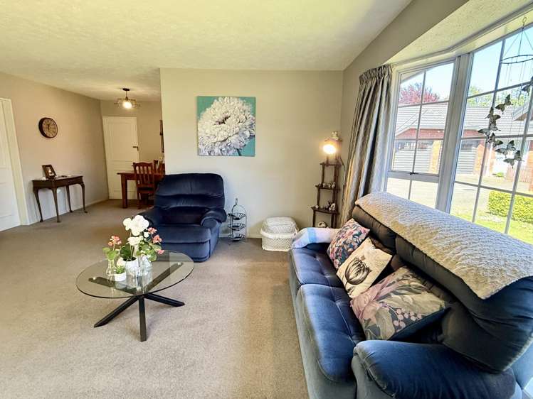 25c Thomson Street Avenal_7