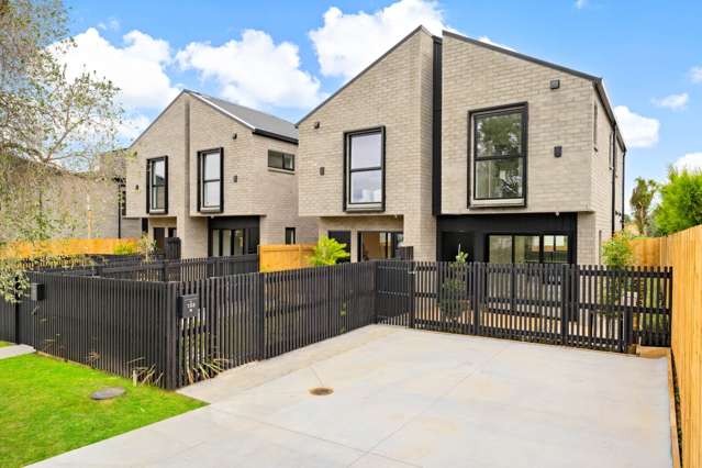 Premium Brick Duplex