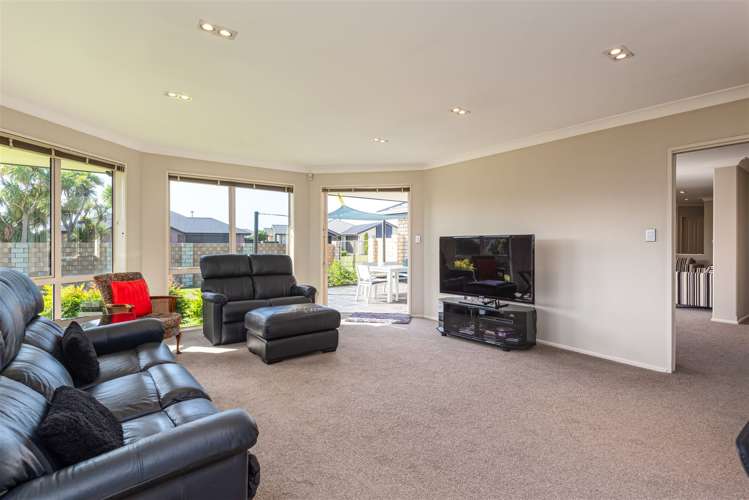 2 Shearwater Drive Woolston_9