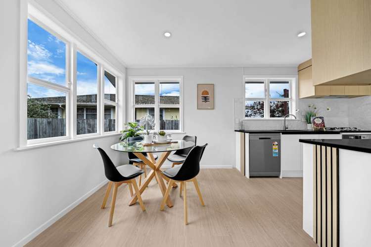 51 Myers Road Manurewa East_11