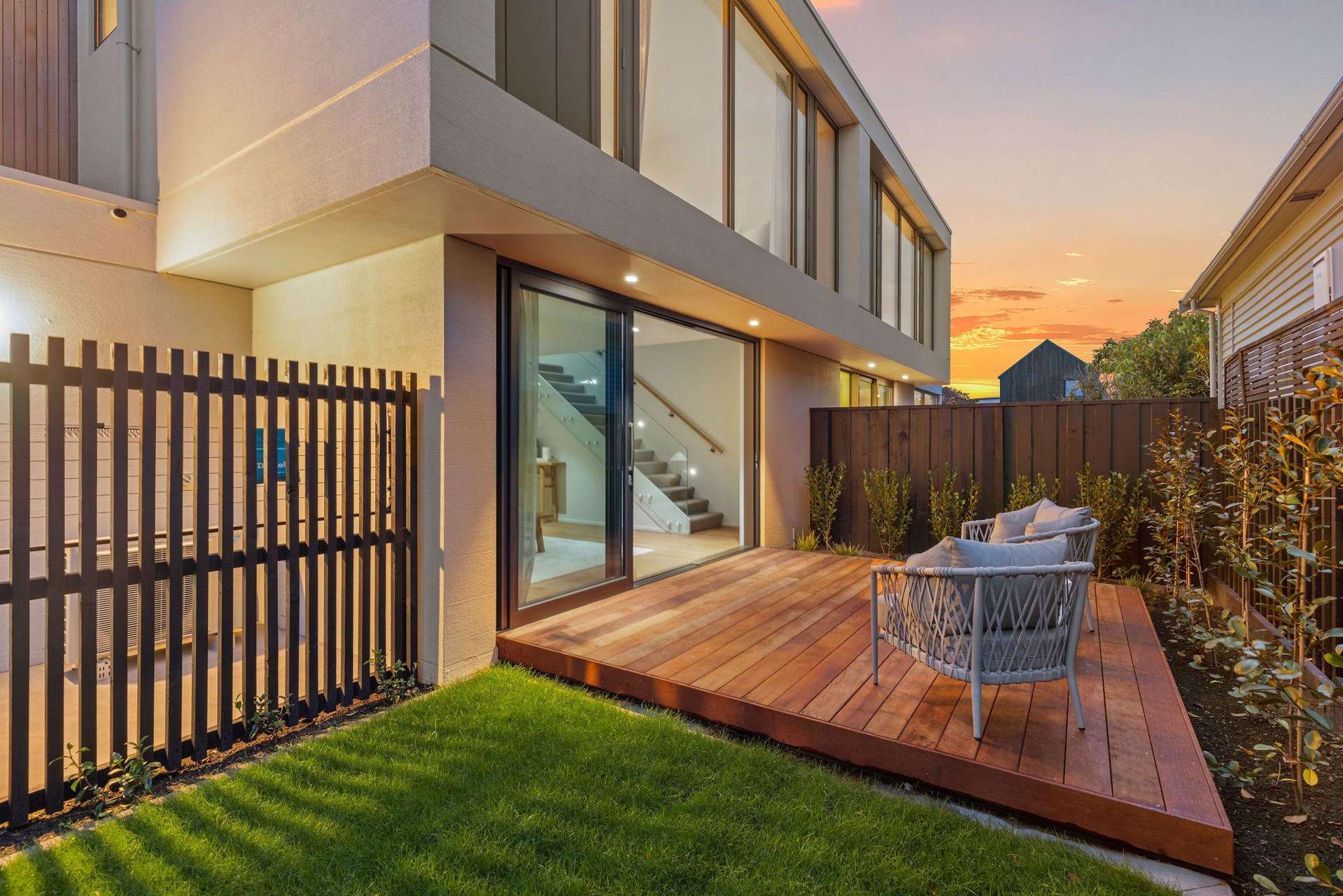 2/22 Clissold Street Merivale_0