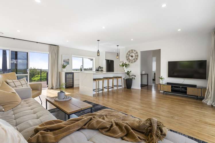 14 Tui Glen Road Birkenhead_9