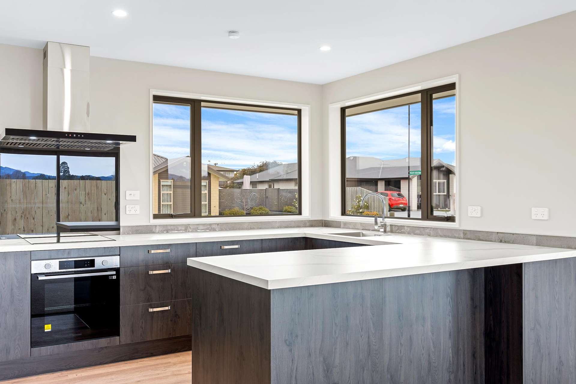 27 Grey View Grove Rangiora_0