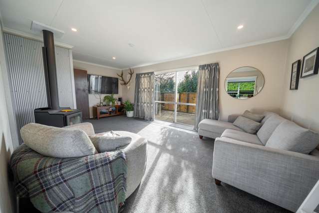19 Peace Street Tuatapere_2