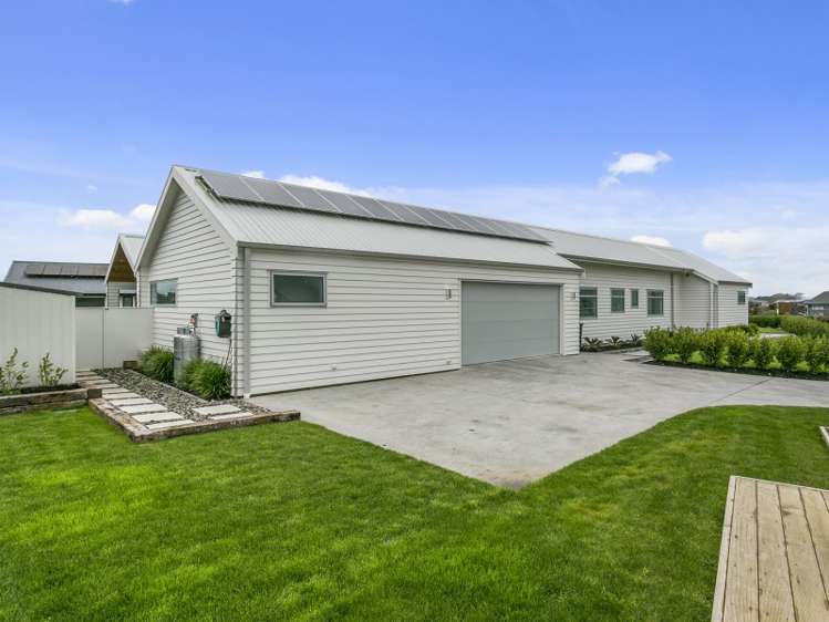 37 Baxter Michael Crescent Cambridge_21