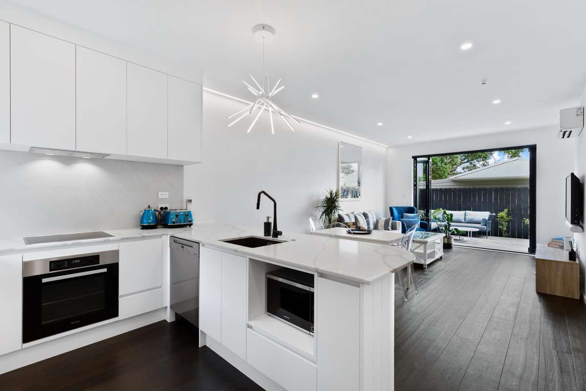 18B St Michaels Avenue_0