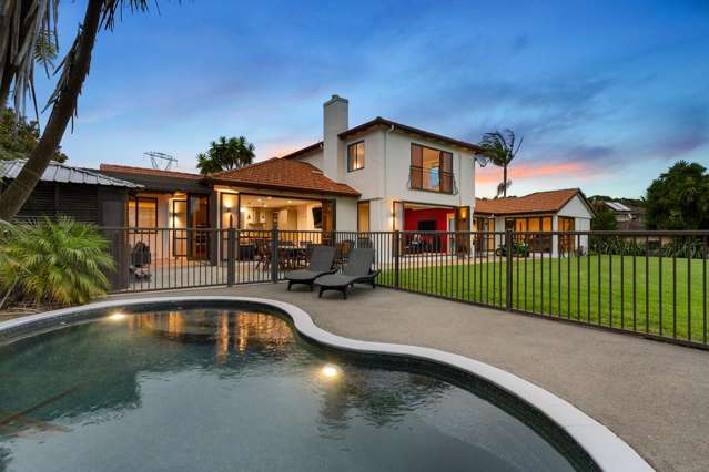 556 Redoubt Road Flat Bush_1