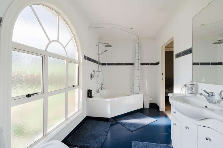 170 Foster Road Temple View_27