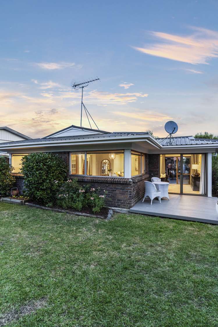 1/143 Reeves Road Pakuranga Heights_47