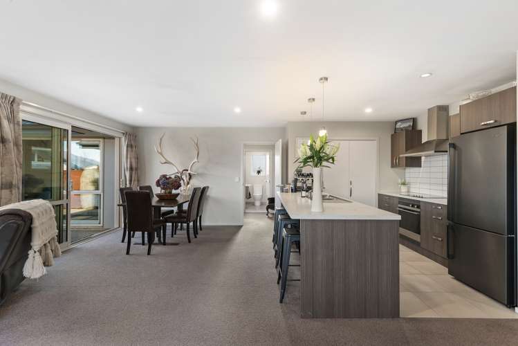 21 Risinghurst Terrace Lower Shotover_12