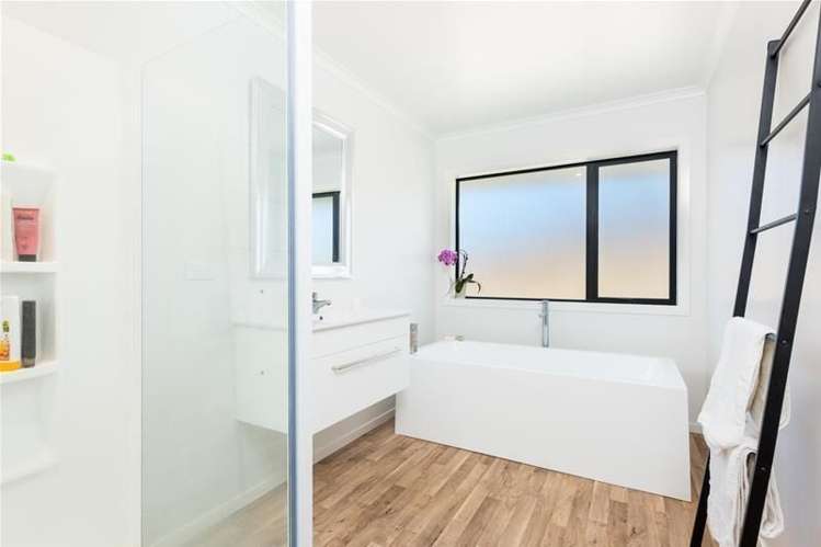 12 Rifle Range Place Witherlea_3