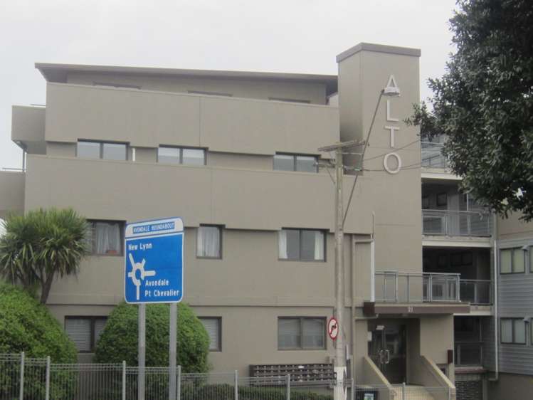 3b/21 Saint Jude Street Avondale_0