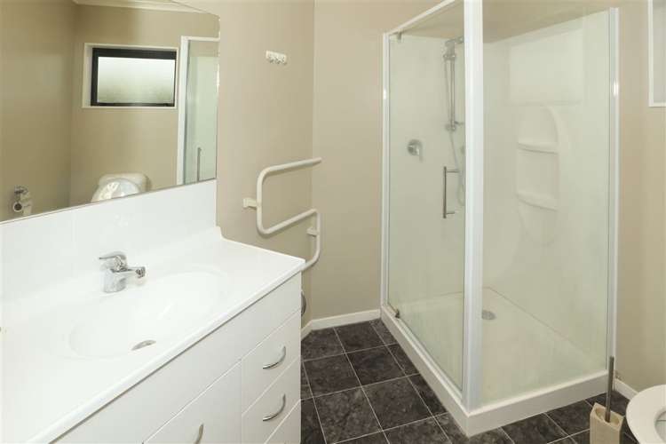 8 Holly Place Rototuna North_24