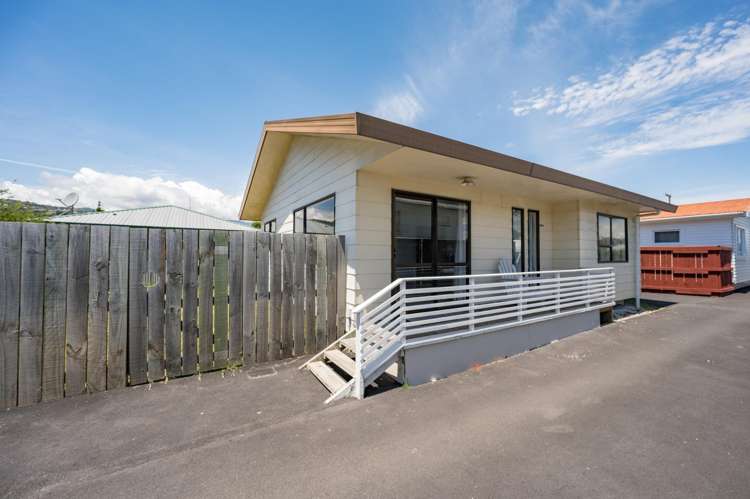 2/116 Parkers Road Tahunanui_3