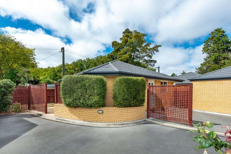 7/63 New Brighton Road Burwood_3