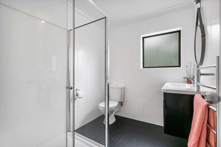 3/3 Duke Street Papakura_13