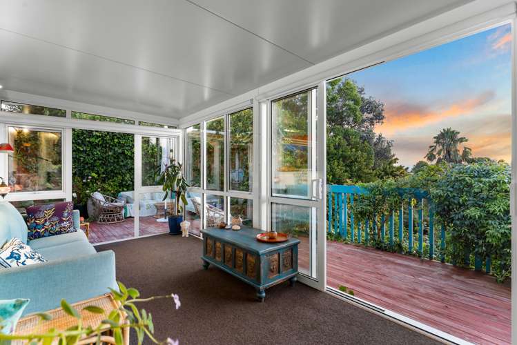 2/38 Aeroview Drive Beach Haven_7