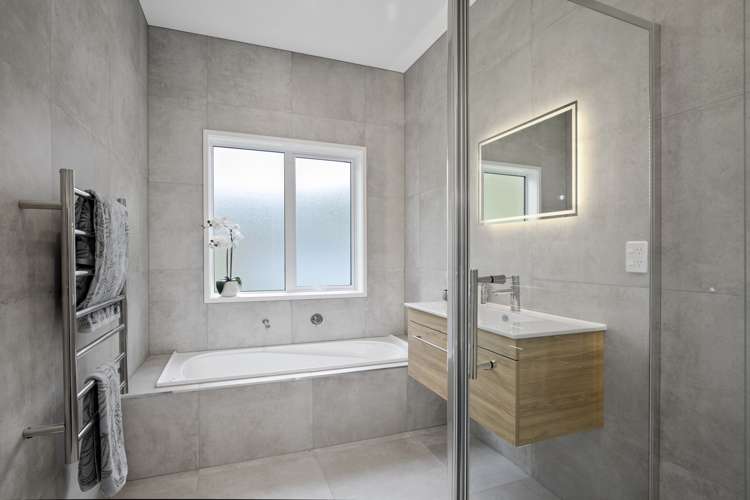 739 Highway 22 Pukekawa_22