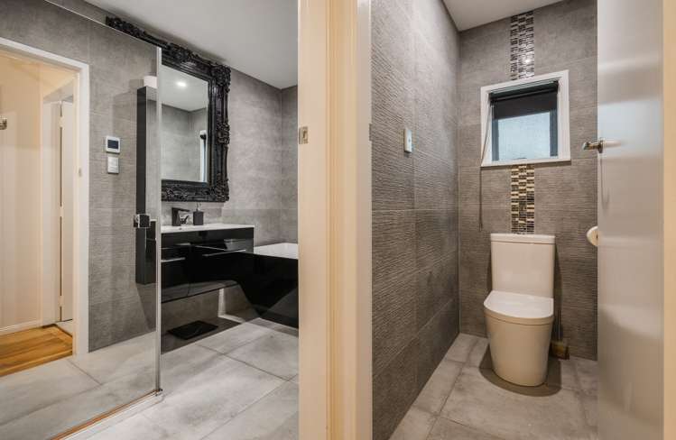 222 Henderson Valley Road Henderson_10