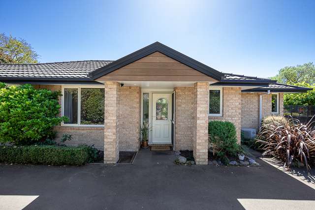 12a Bank Street Springlands_1