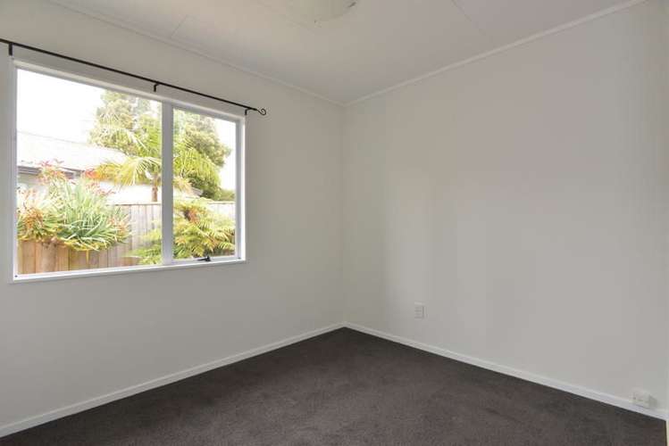 47 Meadowvale Rise Titirangi_8