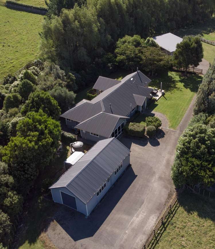 35 ORAM DRIVE Turitea_1