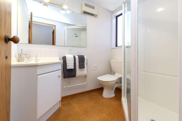 3 Kent Lodge Avenue Avonhead_12