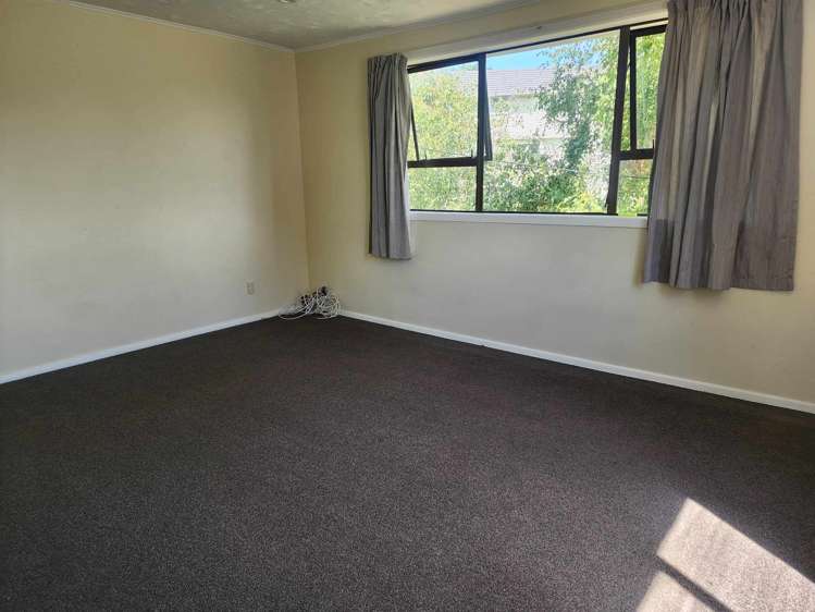 13 Martin Street Porirua East_8