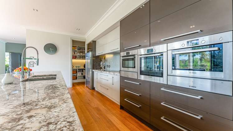 851 Ridge Road Riverhead_13