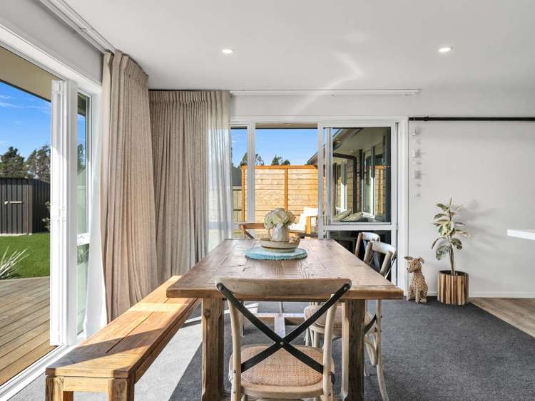 2 Upham Way Amberley_25